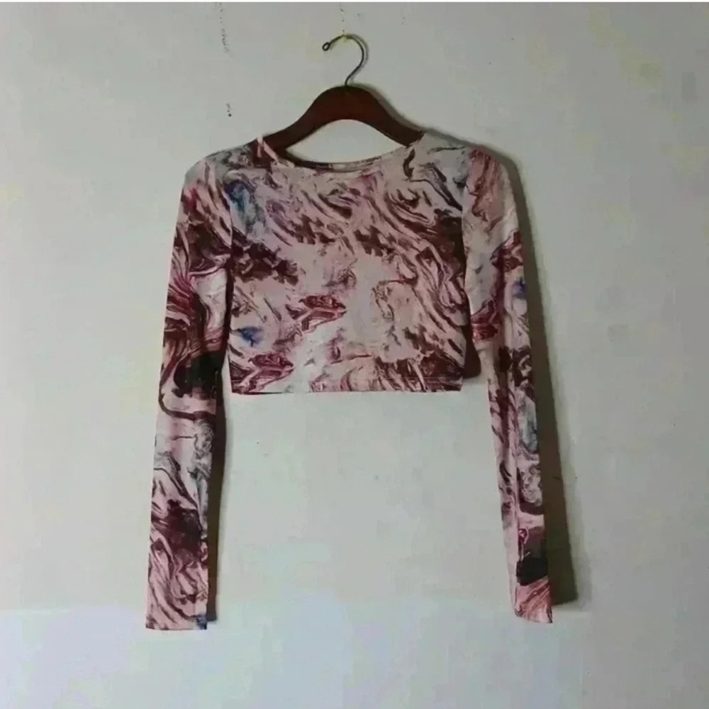 Marble Print Long Sleeve Crop Top